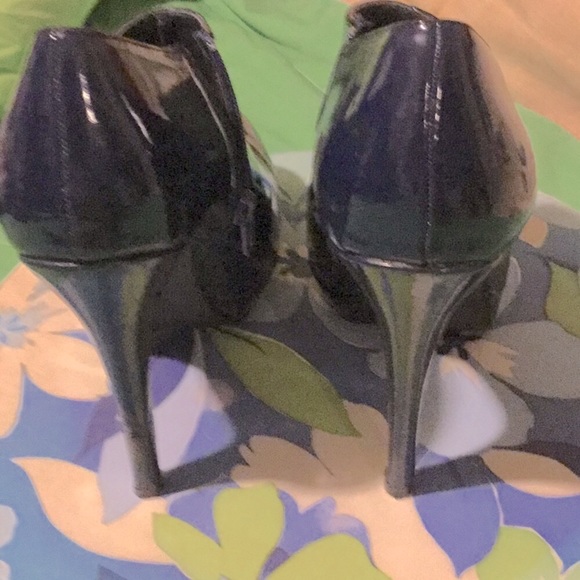 Just fabulous ankle booties - Picture 2 of 9